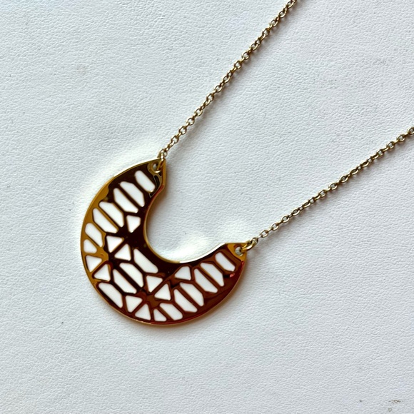 STELLA & DOT Reversible Breezeblock Necklace - Picture 2 of 5